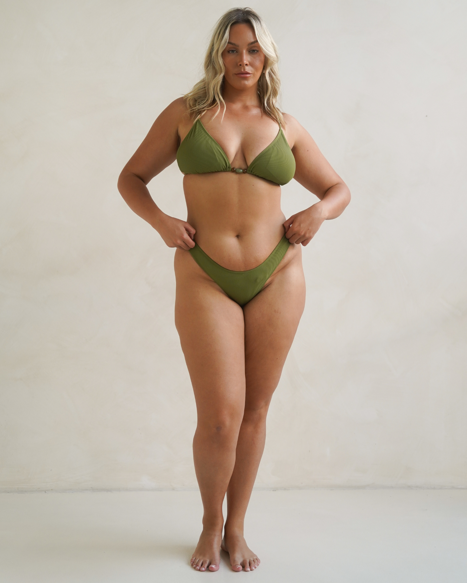 String Triangle Top | Moss