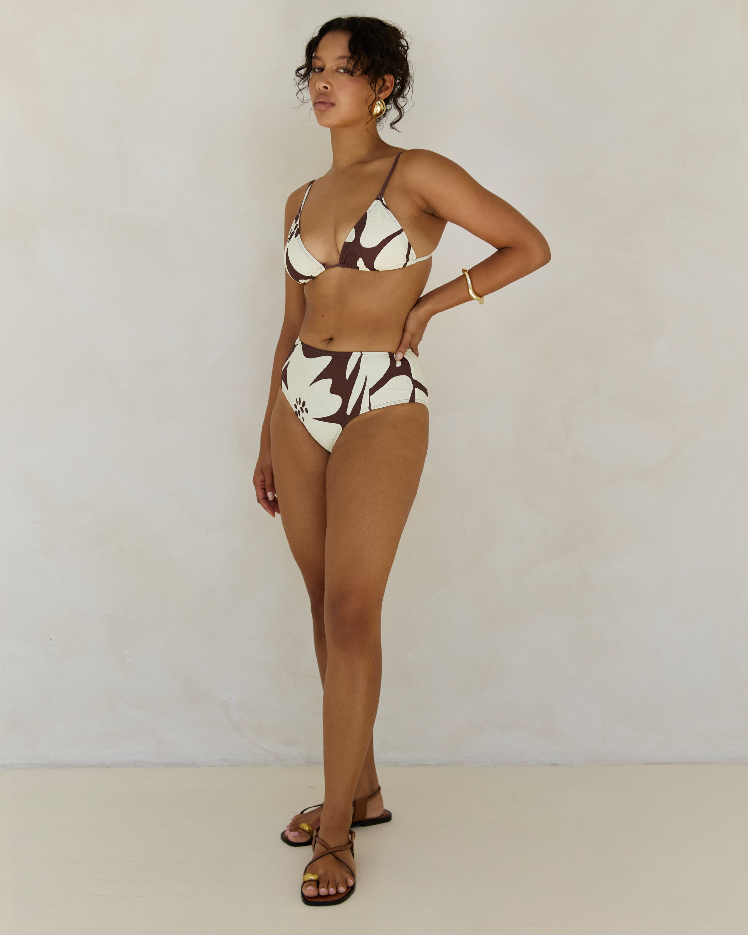 Mid Rise Brief | Ibisco