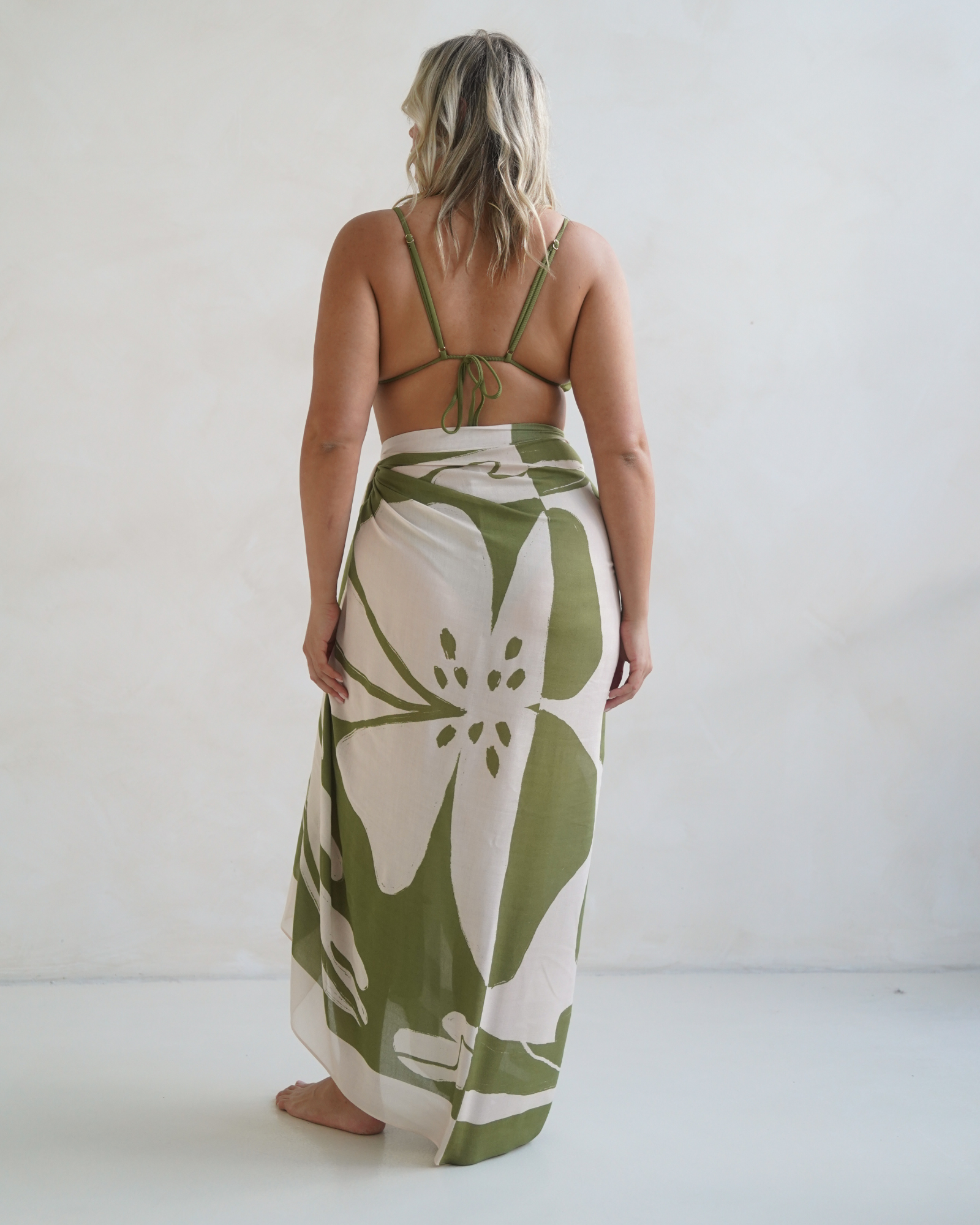 Calla Sarong