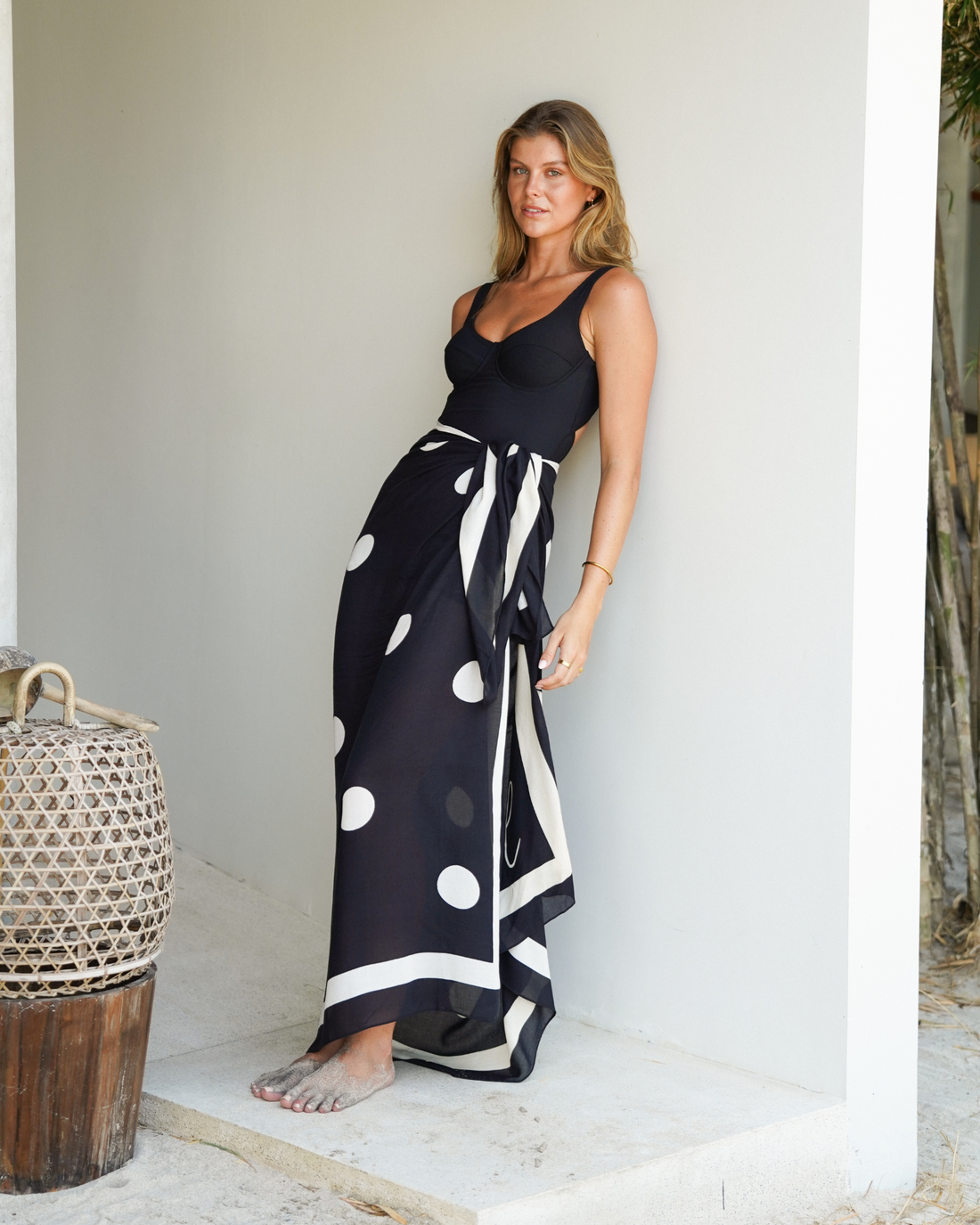 Black Dot Sarong