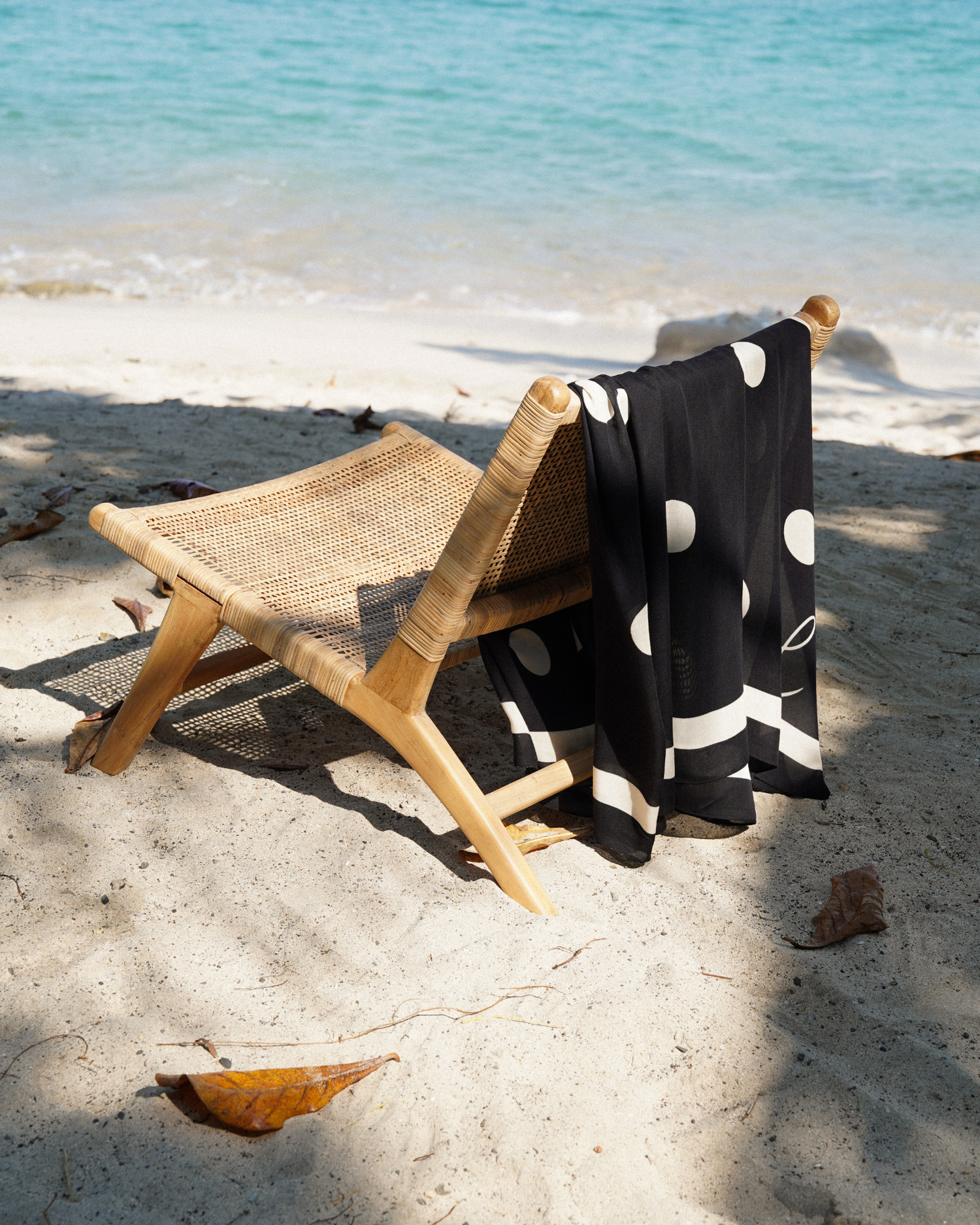 Black Dot Sarong